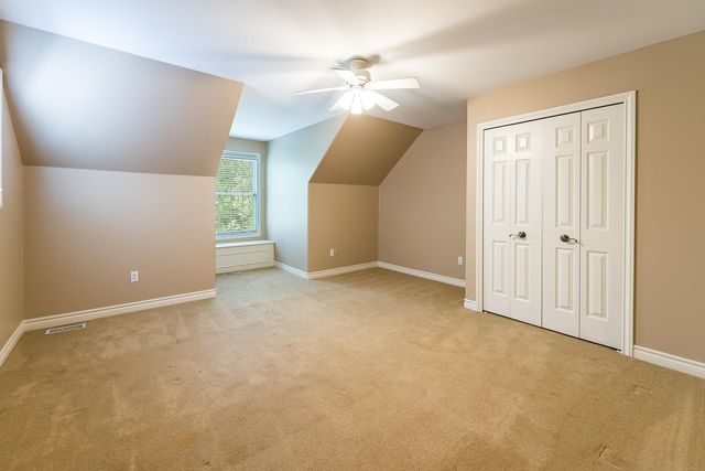 9222 Northpointe Ridge, Brighton, MI 48114