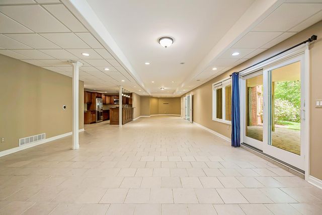 9222 Northpointe Ridge, Brighton, MI 48114