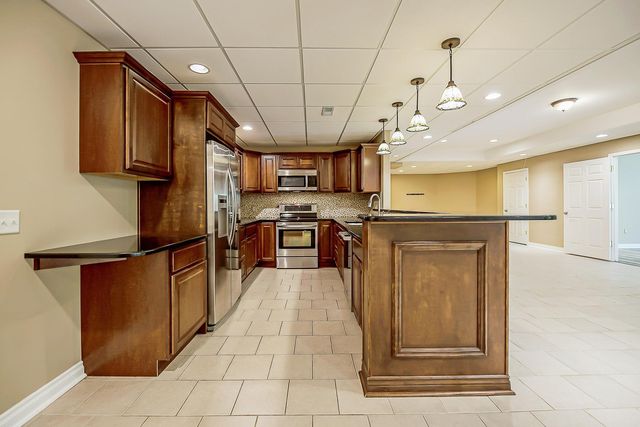 9222 Northpointe Ridge, Brighton, MI 48114