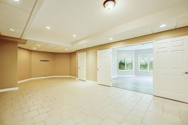 9222 Northpointe Ridge, Brighton, MI 48114