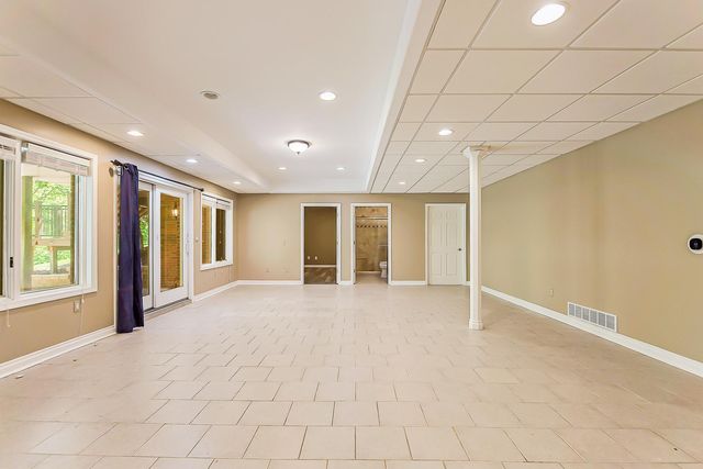9222 Northpointe Ridge, Brighton, MI 48114