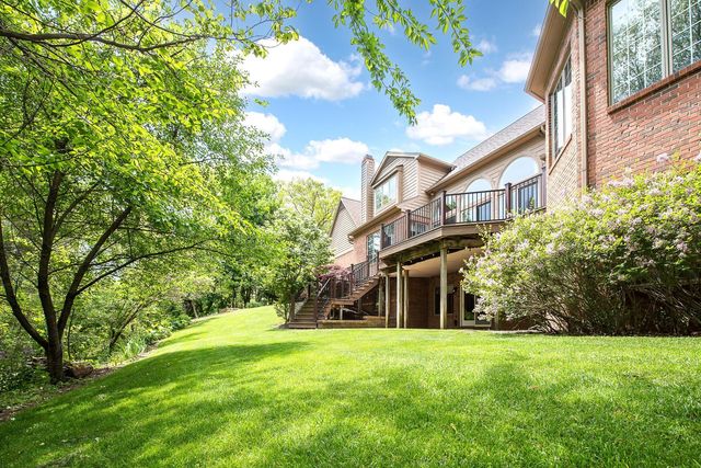 9222 Northpointe Ridge, Brighton, MI 48114