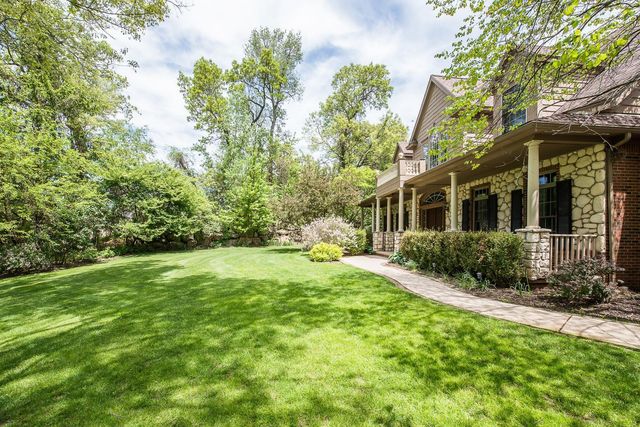 9222 Northpointe Ridge, Brighton, MI 48114