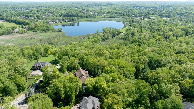 9222 Northpointe Ridge, Brighton, MI 48114