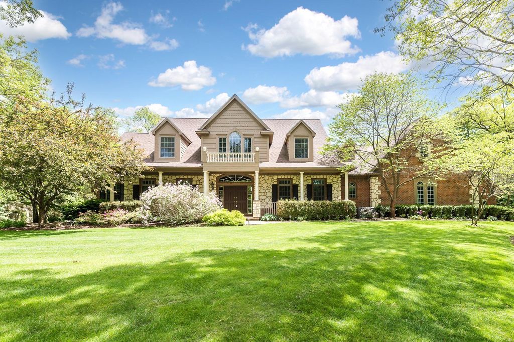 9222 Northpointe Ridge, Brighton, MI 48114