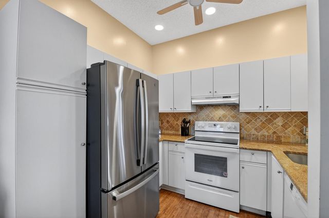 5394 Firenze Drive, Boynton Beach, FL 33437