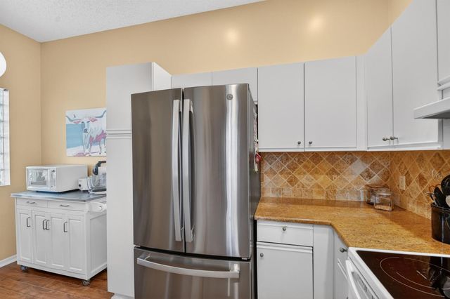 5394 Firenze Drive, Boynton Beach, FL 33437