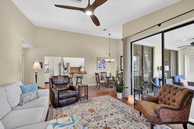 5394 Firenze Drive, Boynton Beach, FL 33437