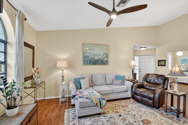 5394 Firenze Drive, Boynton Beach, FL 33437
