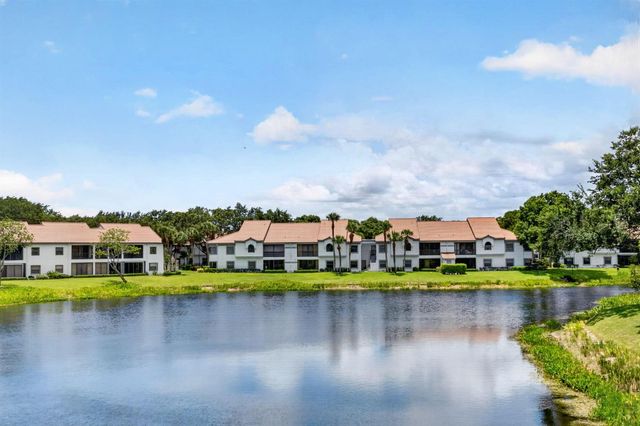 5394 Firenze Drive, Boynton Beach, FL 33437