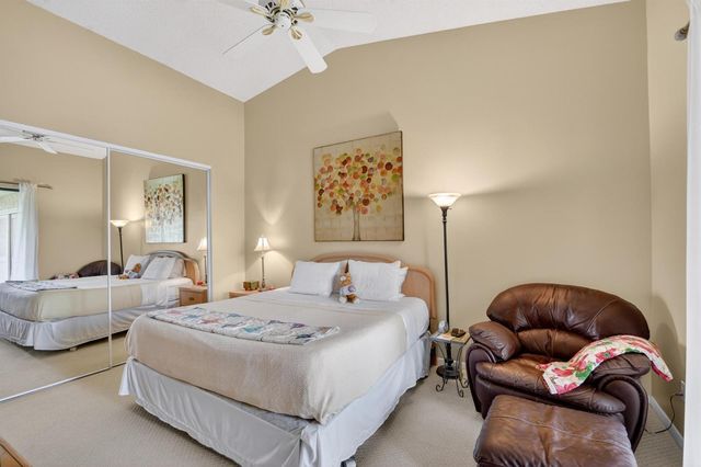 5394 Firenze Drive, Boynton Beach, FL 33437