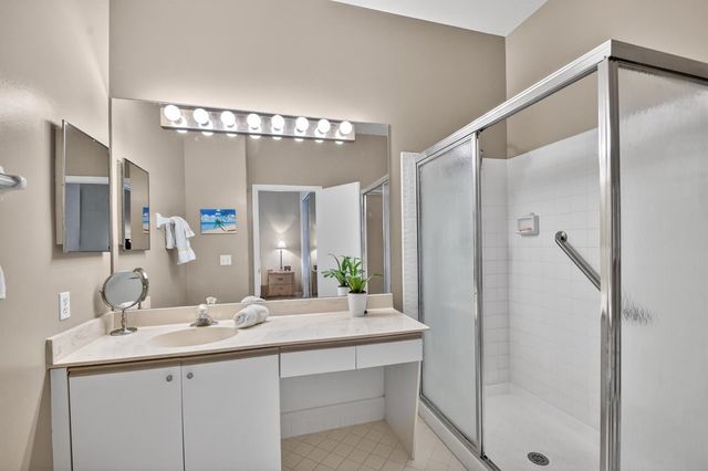 5394 Firenze Drive, Boynton Beach, FL 33437