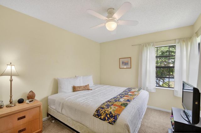 5394 Firenze Drive, Boynton Beach, FL 33437