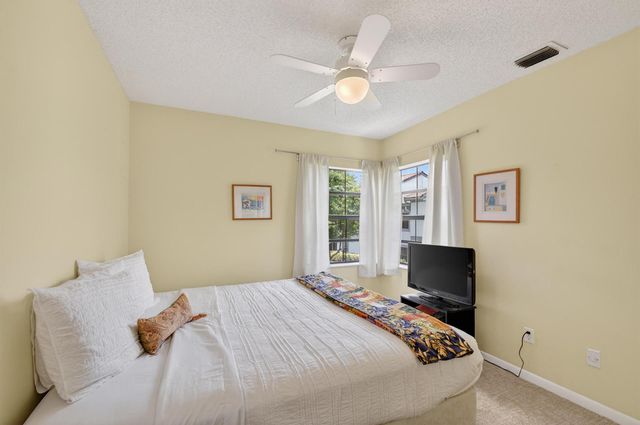 5394 Firenze Drive, Boynton Beach, FL 33437