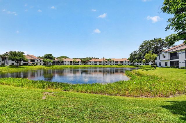 5394 Firenze Drive, Boynton Beach, FL 33437