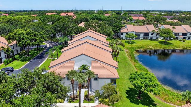 5394 Firenze Drive, Boynton Beach, FL 33437