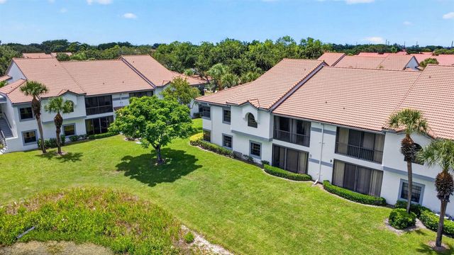 5394 Firenze Drive, Boynton Beach, FL 33437