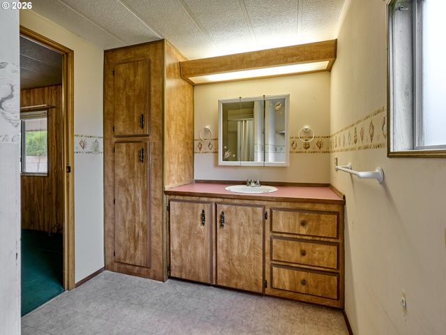620 Se 2ND Ave 67, Canby, OR 97013