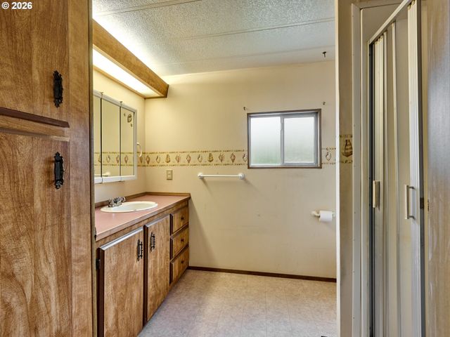 620 Se 2ND Ave 67, Canby, OR 97013