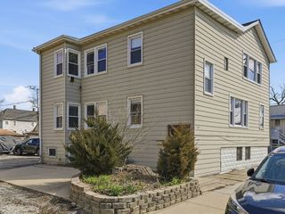 2111 Main Street, Melrose Park, IL 60160