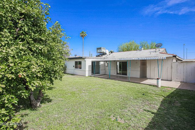 6620 E Latham Street, Scottsdale, AZ 85257