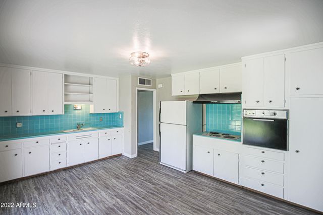 6620 E Latham Street, Scottsdale, AZ 85257