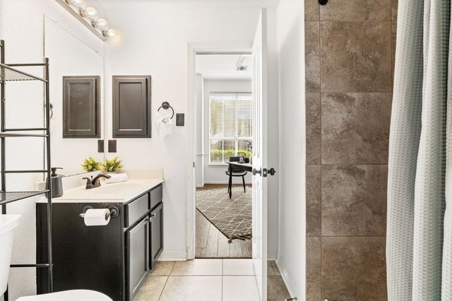 3905 Lakeside Drive, Rowlett, TX 75088