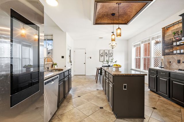 3905 Lakeside Drive, Rowlett, TX 75088