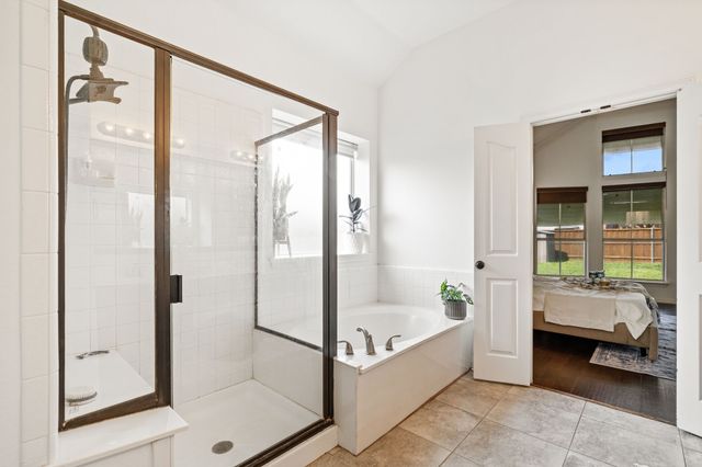 3905 Lakeside Drive, Rowlett, TX 75088