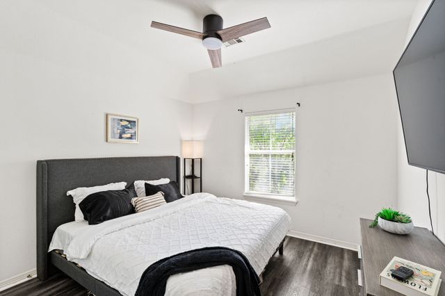 3905 Lakeside Drive, Rowlett, TX 75088