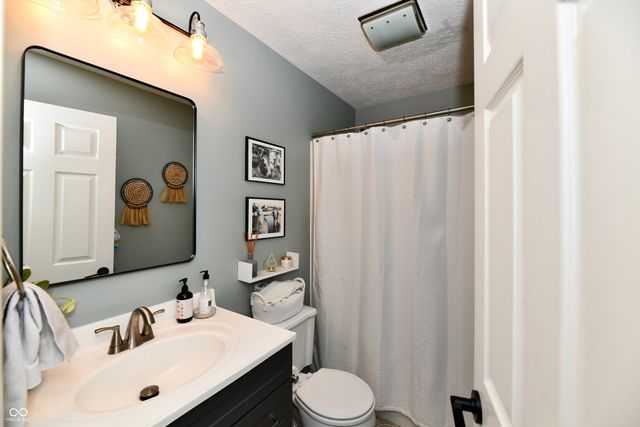 2830 Stringtown Pike, Cicero, IN 46034