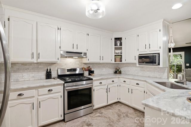 1739 Westbrook Road, Edgemoor, SC 29712