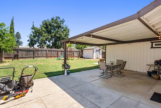 2644 Zuider Zee Cir, Elverta, CA 95626