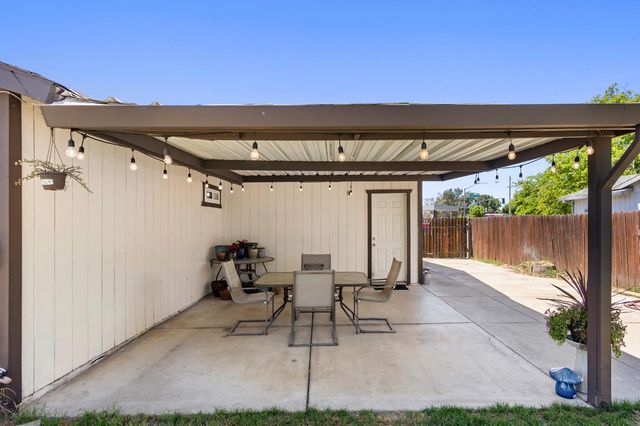 2644 Zuider Zee Cir, Elverta, CA 95626