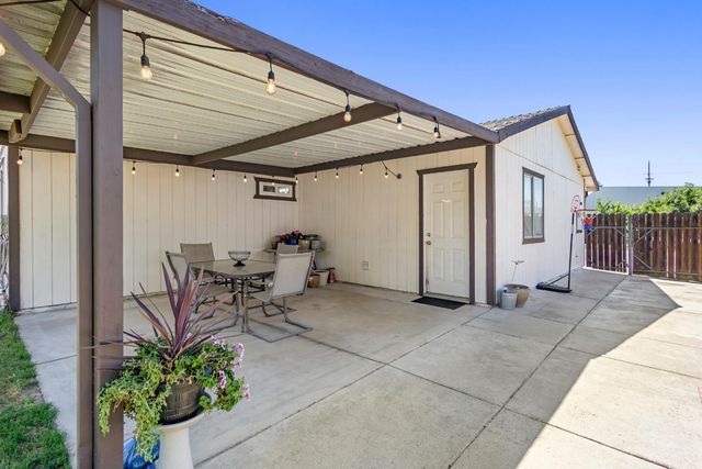 2644 Zuider Zee Cir, Elverta, CA 95626
