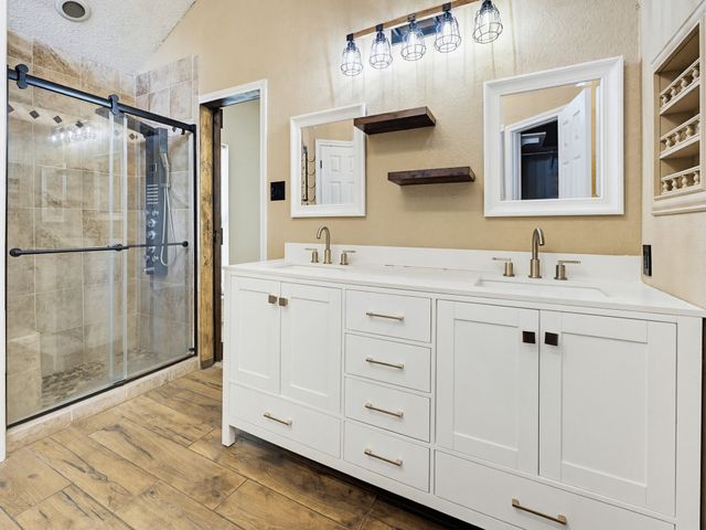 2325 Lancecrest Drive, Garland, TX 75044