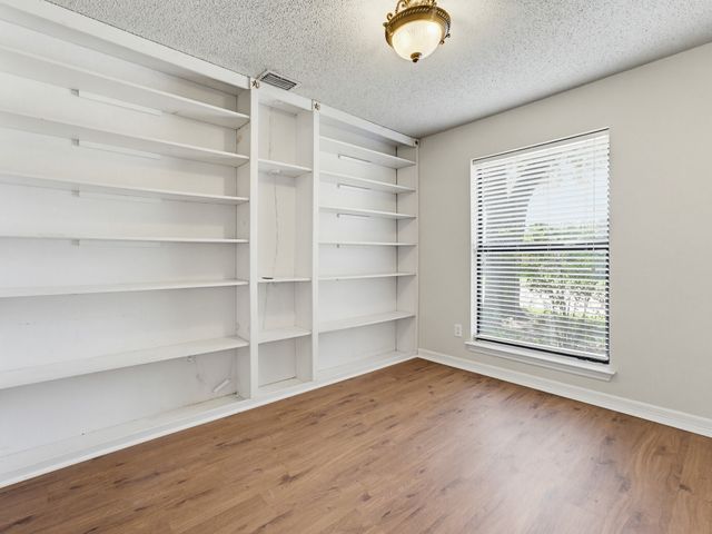 2325 Lancecrest Drive, Garland, TX 75044