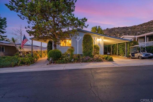 8975 Lawrence Welk Drive 394, Escondido, CA 92026