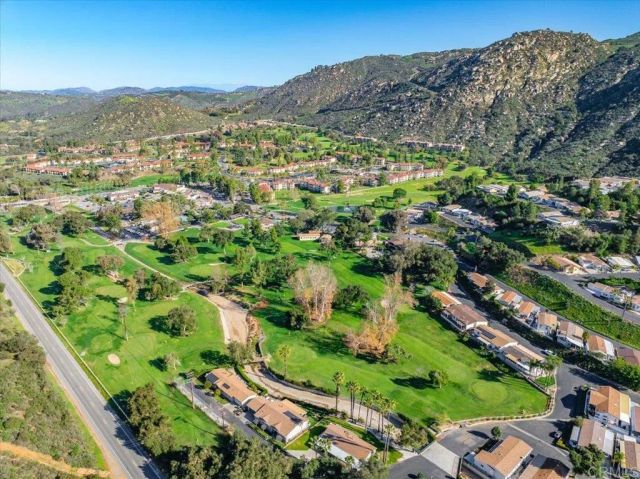 8975 Lawrence Welk Drive 394, Escondido, CA 92026