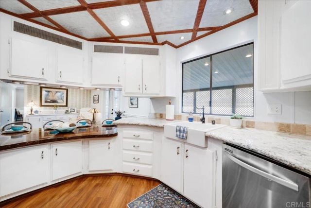 8975 Lawrence Welk Drive 394, Escondido, CA 92026