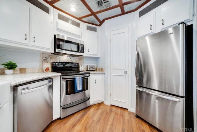 8975 Lawrence Welk Drive 394, Escondido, CA 92026