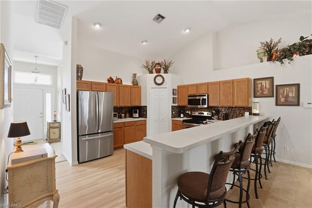 1725 NE 21st ST, Cape Coral, FL 33909