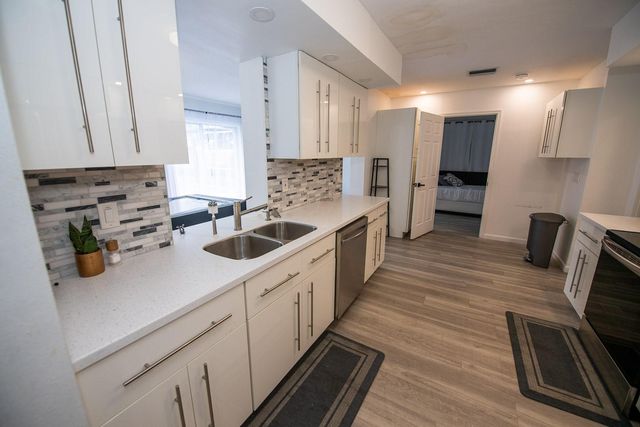 5320 Taylor St, Hollywood, FL 33021