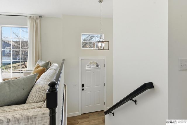 6318 N 148th Street, Omaha, NE 68116