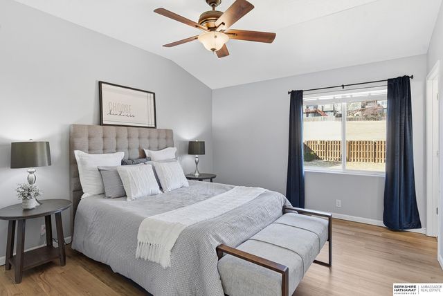 6318 N 148th Street, Omaha, NE 68116