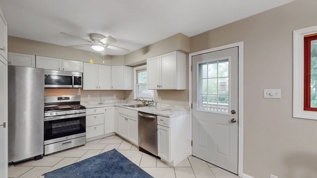 717 Union Avenue, Romeoville, IL 60446