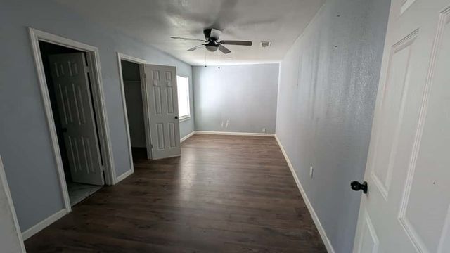 301 Mirike Drive, White Settlement, TX 76108