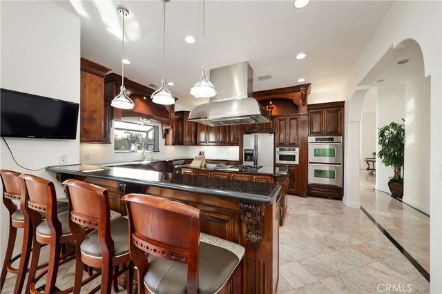 9446 Kern River, Bakersfield, CA 93308