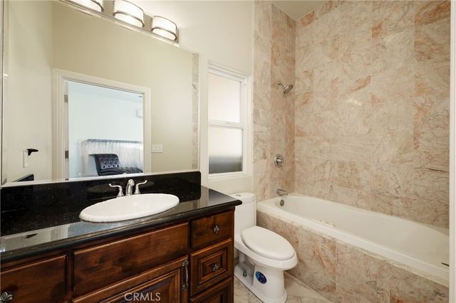 9446 Kern River, Bakersfield, CA 93308