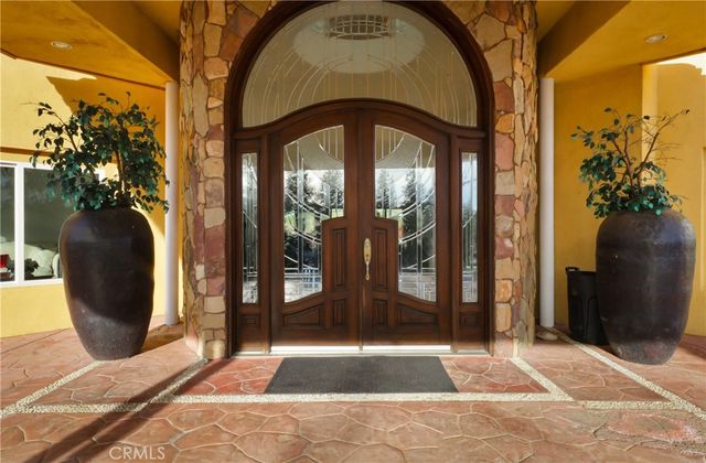 9446 Kern River, Bakersfield, CA 93308